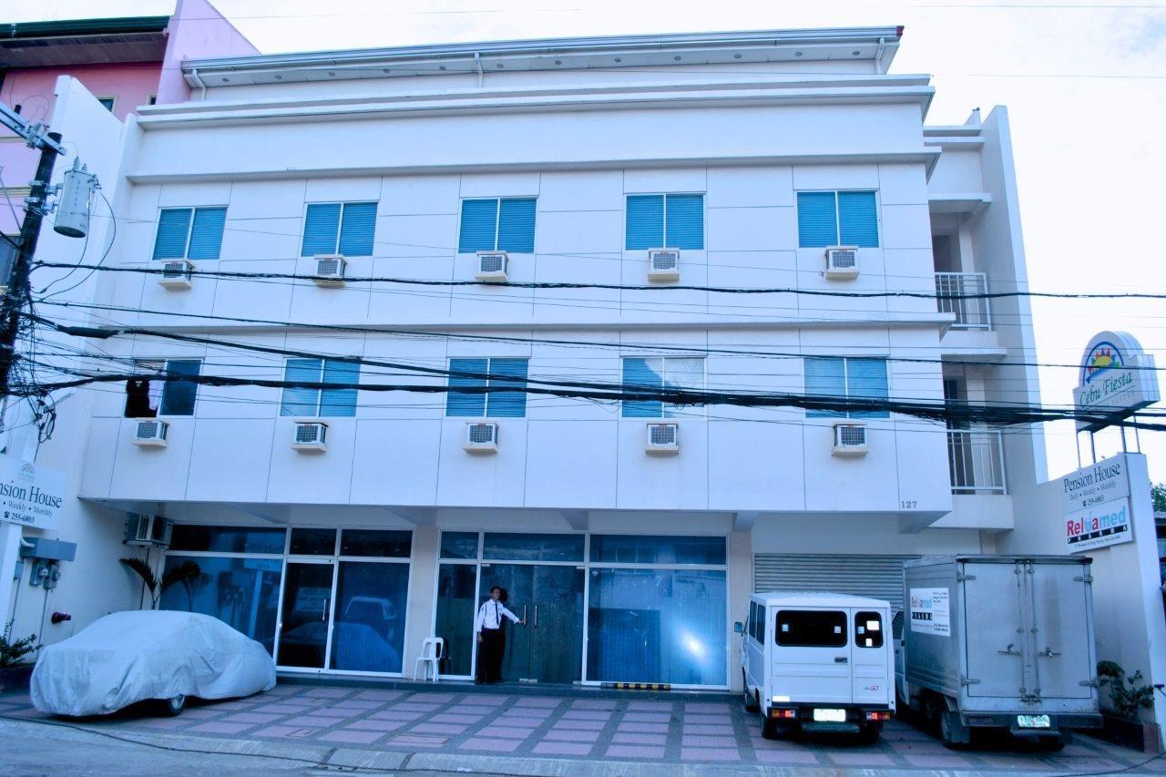 Cebu Fiesta Business Suites Exteriér fotografie