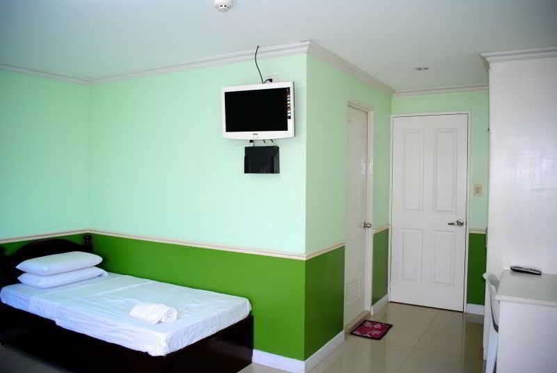 Cebu Fiesta Business Suites Exteriér fotografie